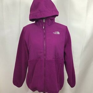 North Face Magenta Girls Fleece Jacket . XL/ size 18. Full zipped .